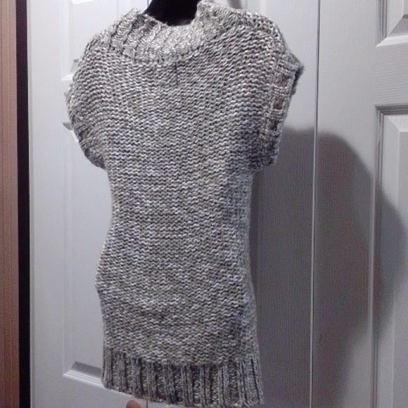 AT LAST ladies short sleeve sweater with overlapping v-neck - Picture 3 of 5